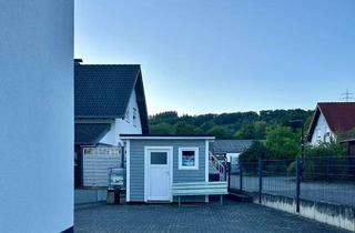 Wohnung mieten in Neustraße 29, 53498 Gönnersdorf, Geräumige, vollst. renovierte 6-Zimmer-Wohnung mit geh. Innenausstattung mit Balkon und EBK