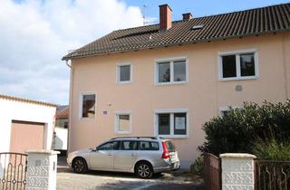 Wohnung mieten in Königsberger Str. 16, 84478 Waldkraiburg, 3-Zimmer-Wohnung mit Balkon und Gartennutzung in Waldkraiburg