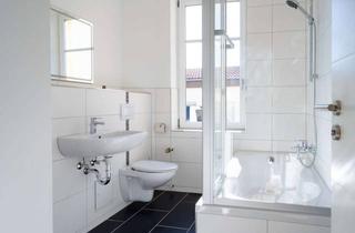 Wohnung mieten in Feldstraße, 01809 Heidenau, Freundliche 2-Raumwohnung * HP * PKW-SP * Terrasse * Tageslichtbad mit Wanne * zentral * TOP *