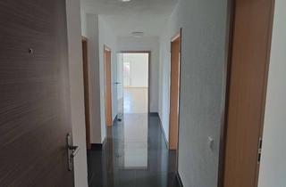 Wohnung mieten in 88074 Meckenbeuren, Wunderschöne 4-Zimmer Wohnung mit ca. 25qm Terrasse, Keller, Waschraum und 2 Stellplätze in Meckenbe