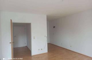 Sozialwohnungen mieten in Schloßstraße, 42551 Velbert, Schöne 1,5-Zimmer-Hochparterre-Wohnung mit Balkon in Velbert. Nur mit WBS und ab 60 Jahre.