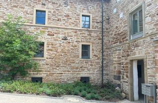 Wohnung mieten in Arnsbergstraße 3k, 97422 Deutschhof, Außergewöhnliches Wohnen in einem sanierten Klostergut