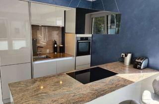 Wohnung mieten in Rotdornallee 54a, 51503 Rösrath, Exklusive, neuwertige 2-Zimmer-Wohnung mit Balkon und Einbauküche in Rösrath