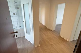 Wohnung mieten in Freytagweg 16, 96465 Neustadt, Freundliche 4-Zimmer-Wohnung mit Einbauküche in Neustadt bei Coburg