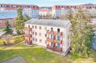 Wohnung mieten in Hauptstraße 16, 01809 Heidenau, Attraktive 2-RW mit Balkon * 1. OG * PKW-SP * Bad mit Fenster & Badewanne * separate Küche * TOP *