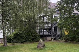 Wohnung mieten in Amselweg, 04758 Oschatz, Gemütliche Zwei-Zimmer-Wohnung mit großem Balkon in Oschatz