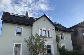 Wohnung mieten in 38118 Braunschweig, Traumhafte 3-Zimmerwohnung mit Wintergarten und Dachterrasse in Walllage von Braunschweig !