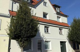 Wohnung mieten in 25335 Elmshorn, Schöne, großzügige 3-Zimmerwohnung mit Vollbad, citynah