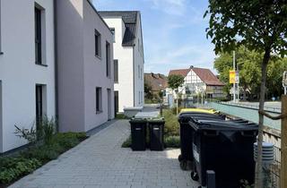 Wohnung mieten in Thüler Straße 1a, 33154 Salzkotten, Neubau Wohnung mit Terrasse & Garten