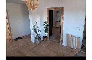 Wohnung mieten in 63776 Mömbris, Helle 4-Zimmer-Wohnung mit moderner Infrarotheizung, Kamin & traumhafter Küche in Mömbris-Daxberg
