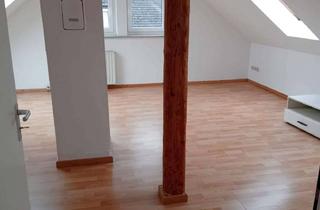 Wohnung mieten in Zollstock 34, 37081 Göttingen, Dachgeschosswohnung 1,5 Zimmer-Küche-Bad