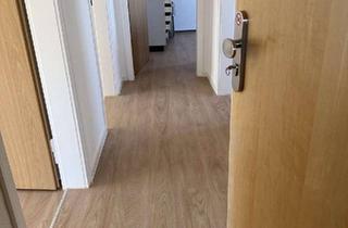 Wohnung mieten in 71706 Markgröningen, Helle, freundliche 2,5 Zimmer-DG-Wohnung in Markgröningen/Unterriexingen