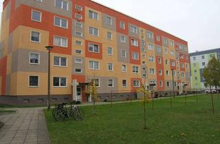 Wohnung mieten in 03253 Doberlug-Kirchhain, Nähe Finsterwalde --- 2 Raum Wohnung Bad mit Wanne und Balkon