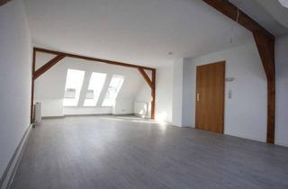 Wohnung mieten in Mittelstr. 46, 14641 Nauen, Citylage Nauen: 4-Zimmer-Dachgeschosswohnung nach umfassender Renovierung – Erstbezug