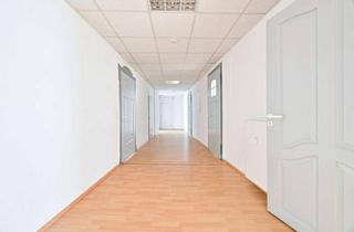 Wohnung mieten in Wolkensteiner Straße 15, 09456 Annaberg-Buchholz, Geräumige 4-Raum-Wohnung im Herzen von Annaberg-Buchholz – Ihr neues Zuhause wartet!