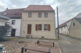 Wohnung mieten in Topfmarkt 3 - 3a, 06780 Zörbig, Wohnen wie im Eigenheim, 3-Raumwohnung mit Balkon