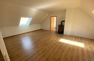 Wohnung mieten in Arnsbergstraße 42, 99310 Arnstadt, Helle 3-Raum-Whg. mit Kamin und Stellplatz zu vermieten!