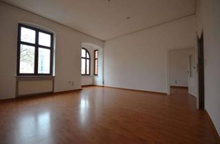 Wohnung mieten in Raumerstraße 19, 06842 Innenstadt, 3-Raum-Wohnung direkt in der Innenstadt*Altbau*Tageslichtbad*separates WC*1.OG