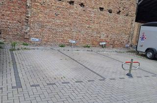 Garagen mieten in Lange Straße 60, 99947 Bad Langensalza, Stellplatz im Innenhof zu vermieten