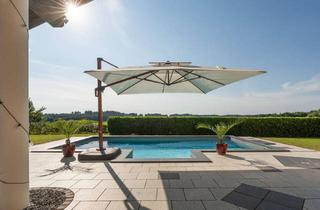 Haus kaufen in 84416 Inning am Holz, Wo Alltag zur Auszeit wird: Familienhaus mit Büro, Pool und Weitblick