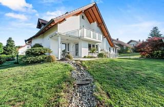 Einfamilienhaus kaufen in 88348 Allmannsweiler, Wohnkomfort! Ruhig gelegenes Einfamilienhaus mit Sonnenbalkon, Terrasse und schönem Garten