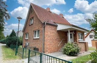 Haus kaufen in 19306 Neustadt-Glewe, EFH mit Garage und Garten in beliebter Wohnsiedlung