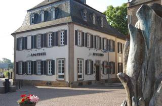 Haus kaufen in Marktplatz, 55566 Bad Sobernheim, Barockbau von 1734 mit großer Wohnung und gewerblicher Nutzung