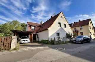 Haus kaufen in 97478 Knetzgau, Wohnen & Vermieten: Charmantes Zweifamilienhaus mit Garten