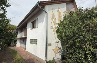 Einfamilienhaus kaufen in 67480 Edenkoben, ++ Einfamilienhaus im WEG mit Terrasse, Balkon, Garten und Nebengebäude in ruhiger Wohnlage! ++