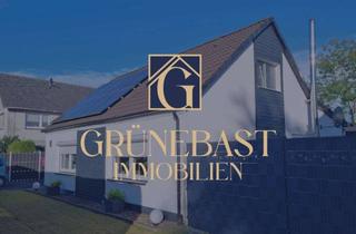 Einfamilienhaus kaufen in 26452 Sande, Kompakt, praktisch, besonders: Einfamilienhaus mit Pool & Halle