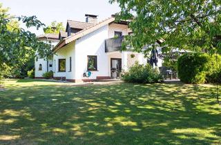 Haus kaufen in 36154 Hosenfeld, Grünes Glück für die Familie !