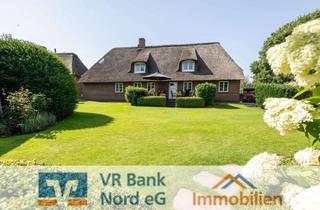 Haus kaufen in 25920 Risum-Lindholm, Idyllisches Friesenhaus unter Reet in bevorzugter Wohnlage