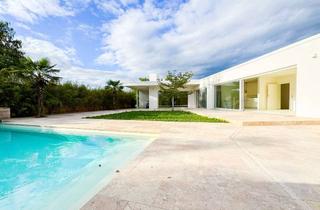 Villa kaufen in 64832 Babenhausen, +++ LUXUSVILLA der Extraklasse mit Pool und Pferdekoppel +++