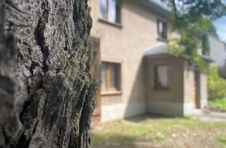 Einfamilienhaus kaufen in 01477 Arnsdorf, Sanierungsbedürftiges Einfamilienhaus mit viel Platz für die ganze Familie