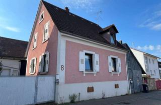 Einfamilienhaus kaufen in 75045 Walzbachtal, Einfamilienhaus mit Scheune, Garage und Garten auf 620 m² Grundstück