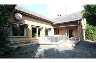 Haus kaufen in Hooger Geest 30, 47533 Kleve, Freistehendes Ein- oder Zweifamilienhaus in ruhiger Seitenstraße nahe am Rhein