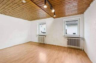 Einfamilienhaus kaufen in 73257 Köngen, Einfamilienhaus mit Potenzial, zwei Garagen in zentraler, ruhiger Lage von Köngen