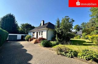 Haus kaufen in 25551 Hohenlockstedt, Traumlage mitten im Ort und dennoch ruhig - EFH mit Teilkeller und Garage