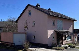 Haus kaufen in 96352 Wilhelmsthal, Platz für die ganze Familie! Neue Bilder. Vermietung 1. Stock/DG möglich. Haus ist leergeräumt.