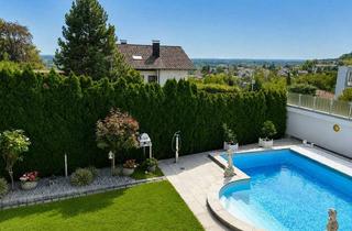 Villa kaufen in 94469 Deggendorf, Unternehmer-Villa mit 380 m2 Wfl., Pool und energetischer Modernisierung in ruhiger Aussichtslage!