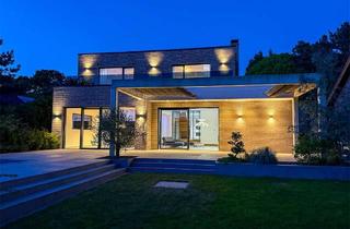 Villa kaufen in 41849 Wassenberg, Zeitlose Architektur: Eine Villa der Extraklasse!