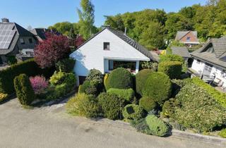 Einfamilienhaus kaufen in Waldsaum, 47551 Bedburg-Hau, Ruhig gelegen nahe am Wald! Modernisiertes Einfamilienhaus mit ausgebautem DG und traumhaften Garten