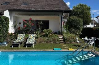 Doppelhaushälfte kaufen in Rebstuhlweg, 79232 March, Doppelhaushälfte mit Pool