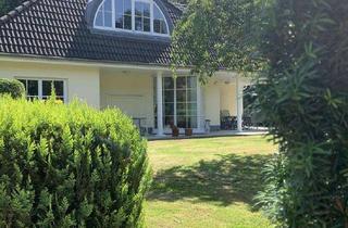 Villa kaufen in 09661 Hainichen, Stadtvilla im Bungalow-Stil mit Einliegerwohnung und parkähnlichem Grundstück in Hainichen (Sa.)