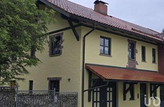 Einfamilienhaus kaufen in 94572 Schöfweg, Charmantes Einfamilienhaus mit Potenzial auf 9000 qm Grundstück