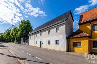 Mehrfamilienhaus kaufen in 91126 Unterreichenbach, Mehrfamilienhaus mit 3 Wohnungen mit Terrasse *Schwabach