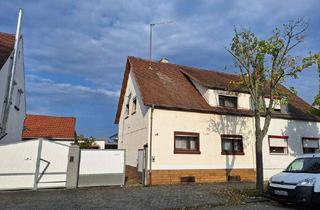 Doppelhaushälfte kaufen in 76661 Philippsburg, Doppelhaushälfte mit Garage undGarten in Philippsburg-Huttenheim!