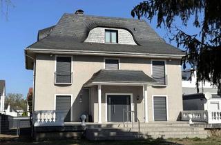 Villa kaufen in Rhönstraße 106, 63477 Maintal, Frankfurt-Maintal – Erstbezug! Komplett sanierte freistehende Luxusvilla in begehrter Wohnlage