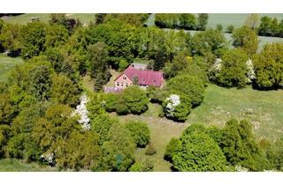 Haus kaufen in 23826 Todesfelde, Großzügiges Landhaus mit viel Gartenland im Grünen am Segeberger Forst - ehemalige Dorfschule