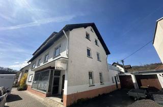 Haus kaufen in 78567 Fridingen, Ihre Chance! Ehemaliger Handwerksbetrieb mit großzügigen Wohnungen.